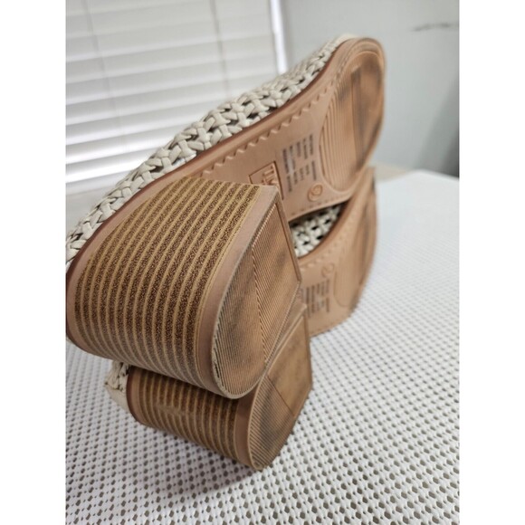 Time And Tru Women Ivory White Woven Memory Foam Comfort Block Heels Mules 9.5 - Picture 11 of 12